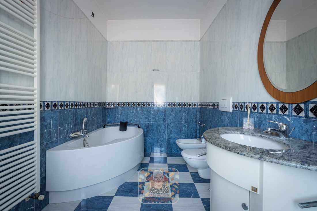 Bagno primo piano – Casa Vacanze Nonna Edera – Sottomarina di Chioggia